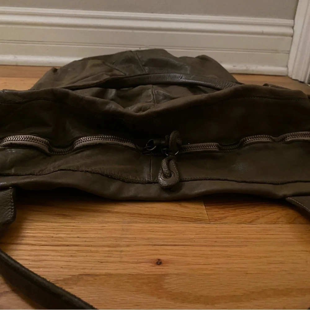 ERRELLEVENTIDUE Green LEATHER PERFORATED Shoulder Bag MADE IN ITALY - Picture 5 of 8